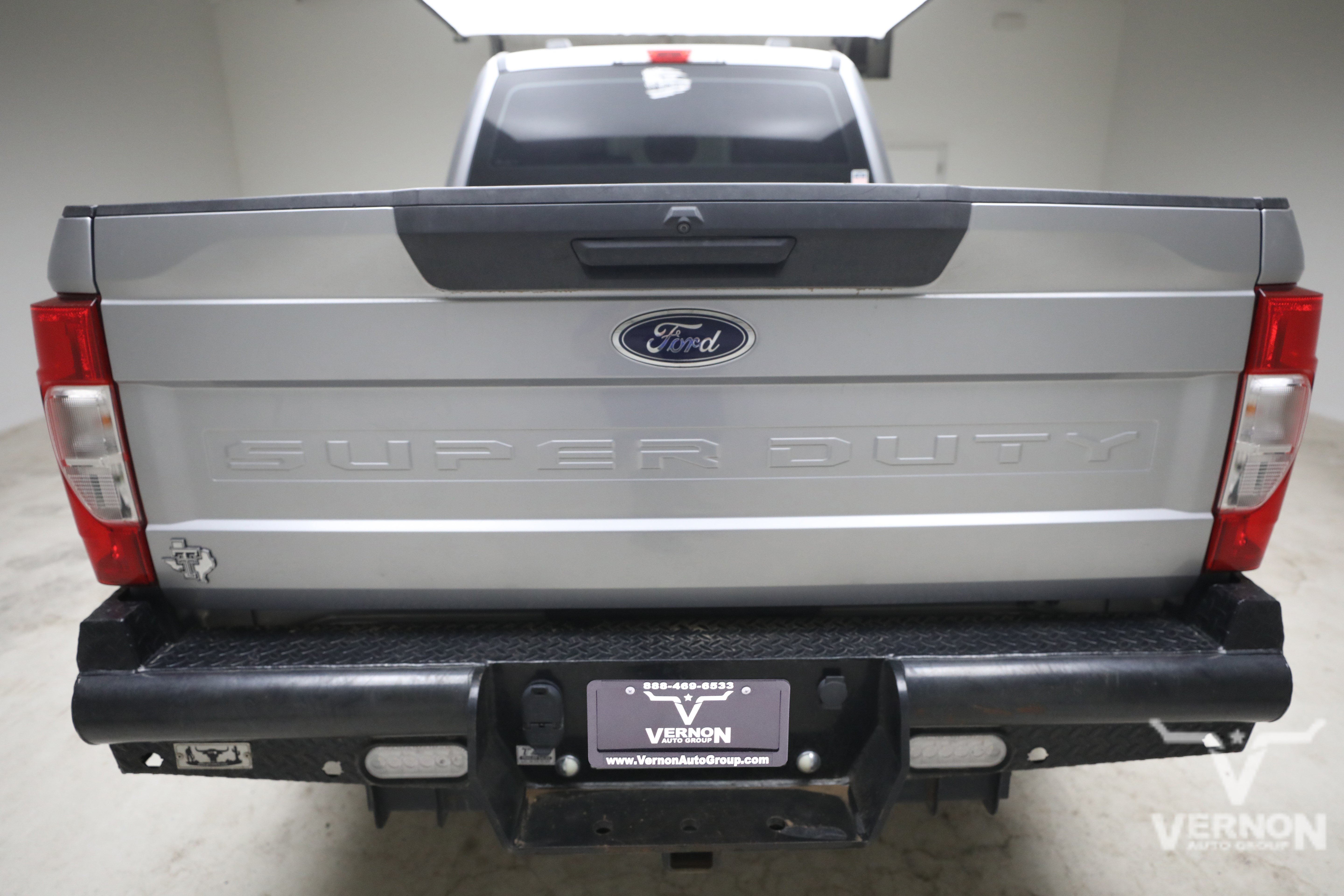 Used 2020 Ford F250 XL w/ STX Appearance Package AWD/4WD image 3