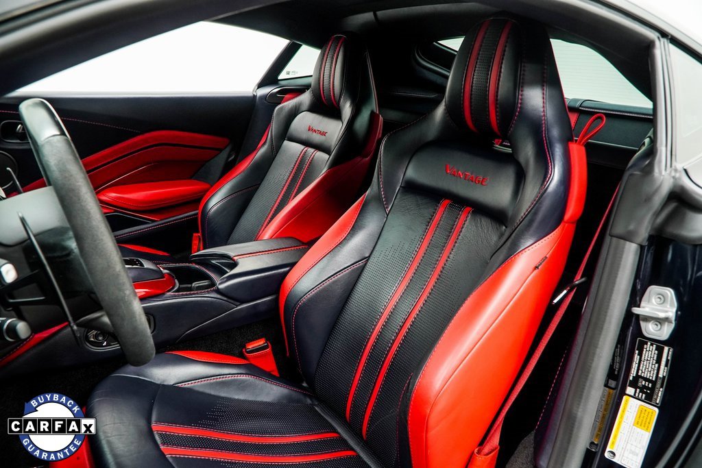 Used 2020 Aston Martin V8 Vantage Coupe image 36