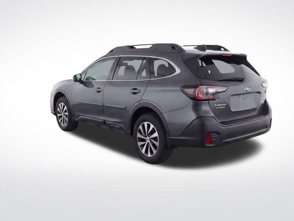 Used 2022 Subaru Outback Premium image 4