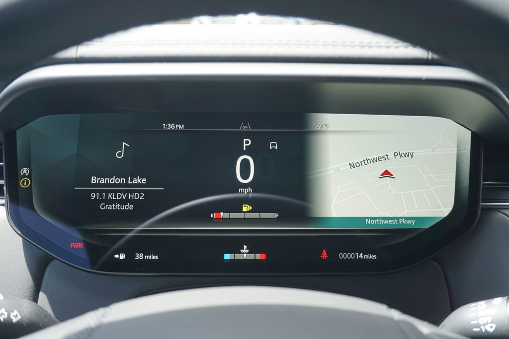 New 2025 Land Rover Range Rover Sport Dynamic SE image 11