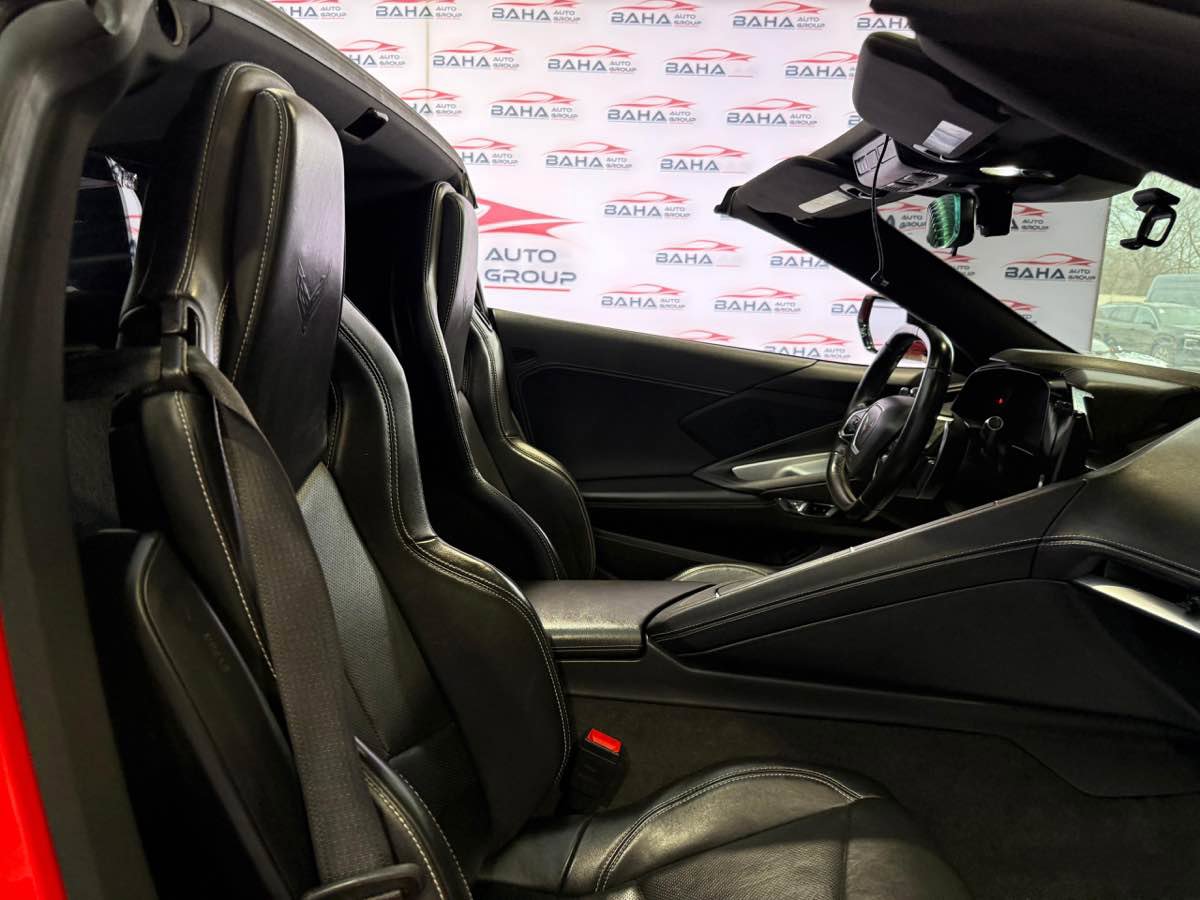 Used 2022 Chevrolet Corvette Stingray Coupe w/ 1LT RWD image 26