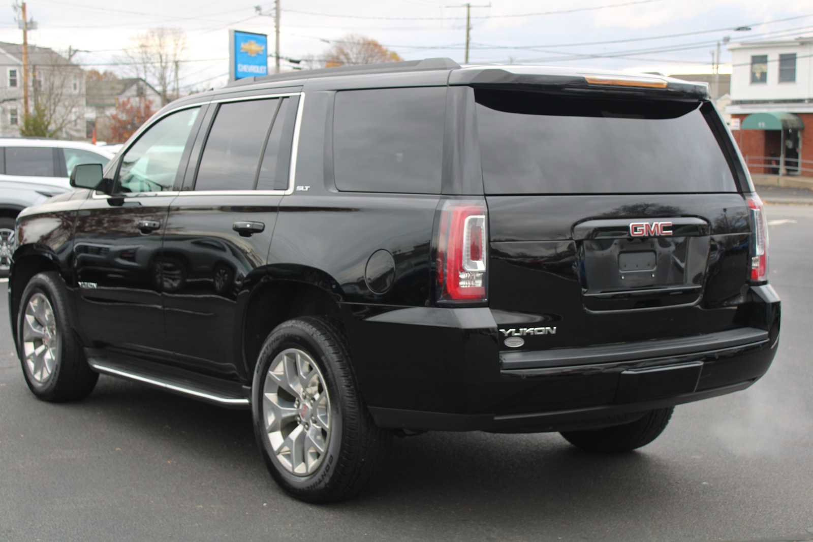 Used 2018 GMC Yukon SLT w/ Open Road Package image 5