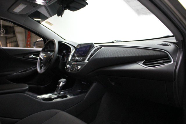 Used 2024 Chevrolet Malibu LT image 21