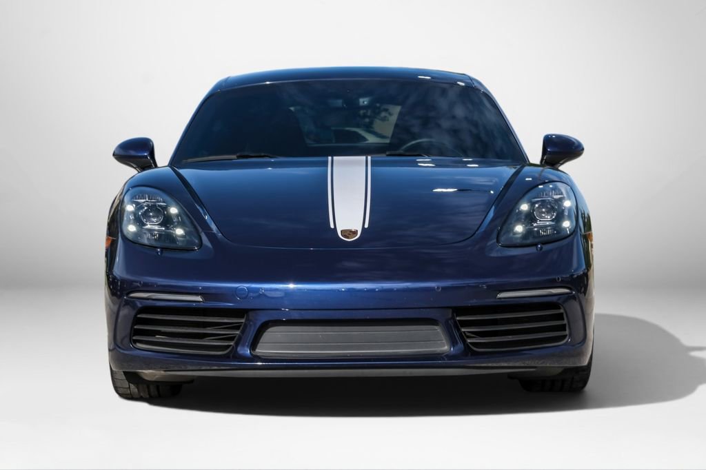 Used 2025 Porsche 718 Cayman RWD image 3