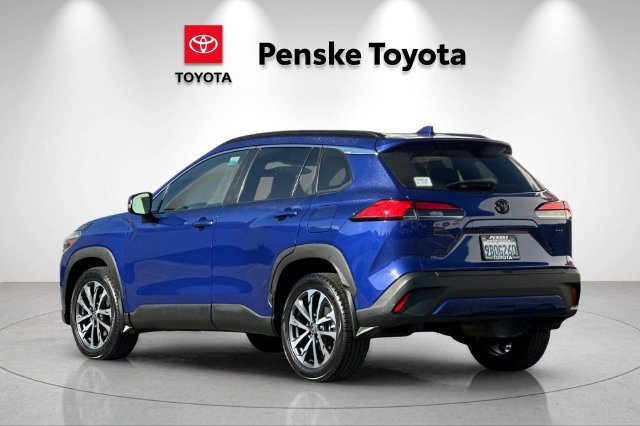 Certified 2022 Toyota Corolla Cross XLE w/ Black Badges Package (TMS) FWD image 6
