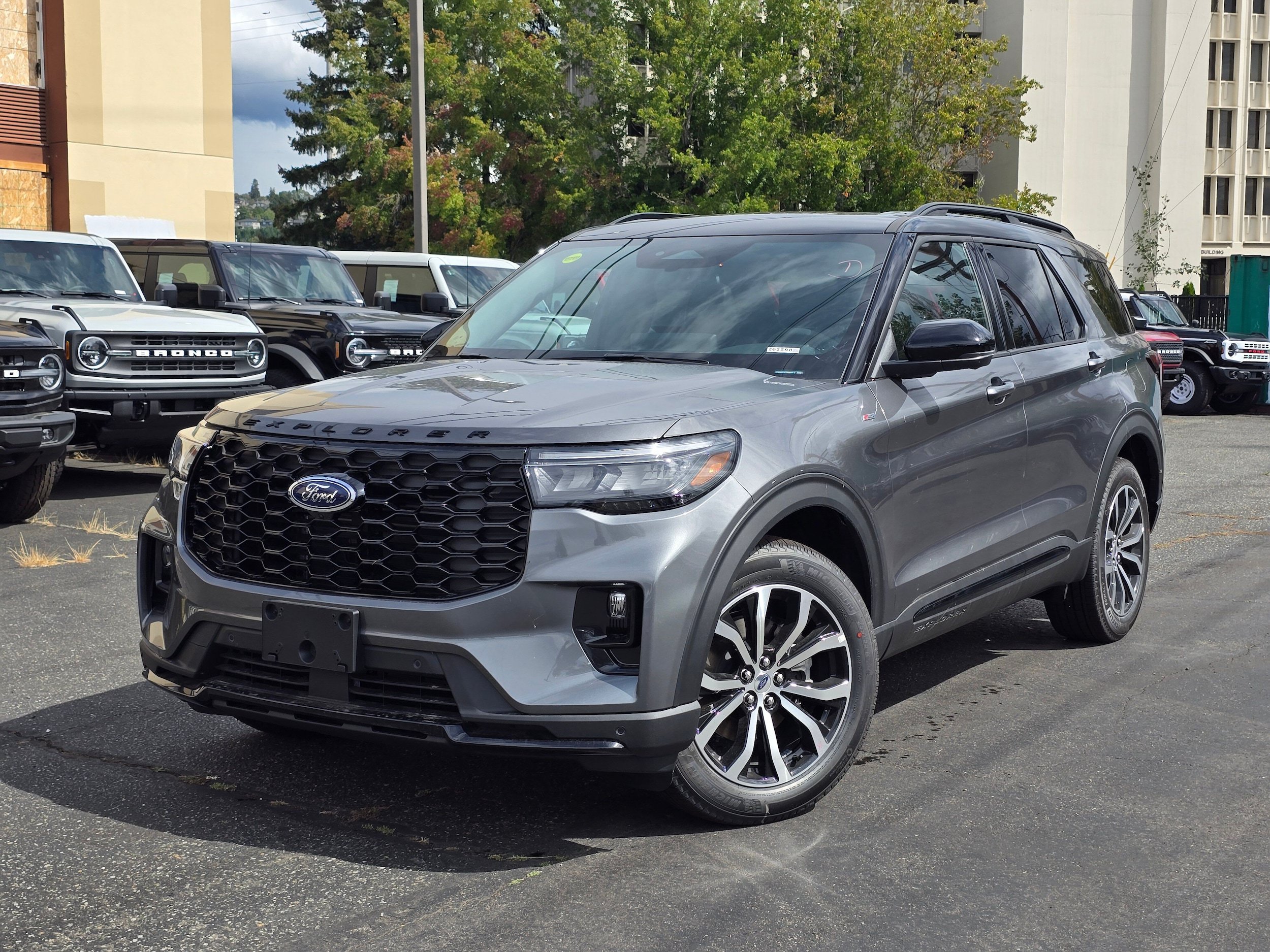 New 2026 Ford Explorer ST-Line AWD/4WD image 1