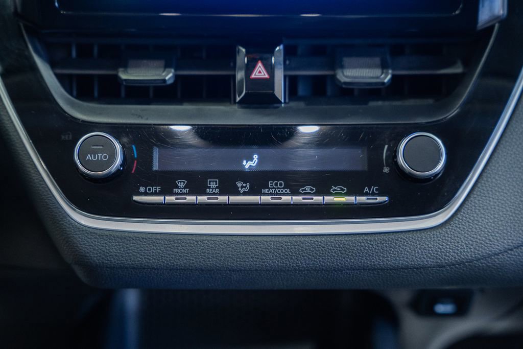 Used 2024 Toyota Corolla LE image 19