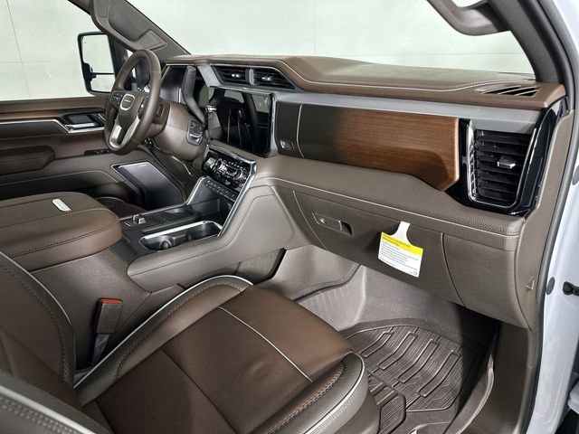 New 2026 GMC Sierra 3500 Denali w/ Denali Reserve Package AWD/4WD image 31