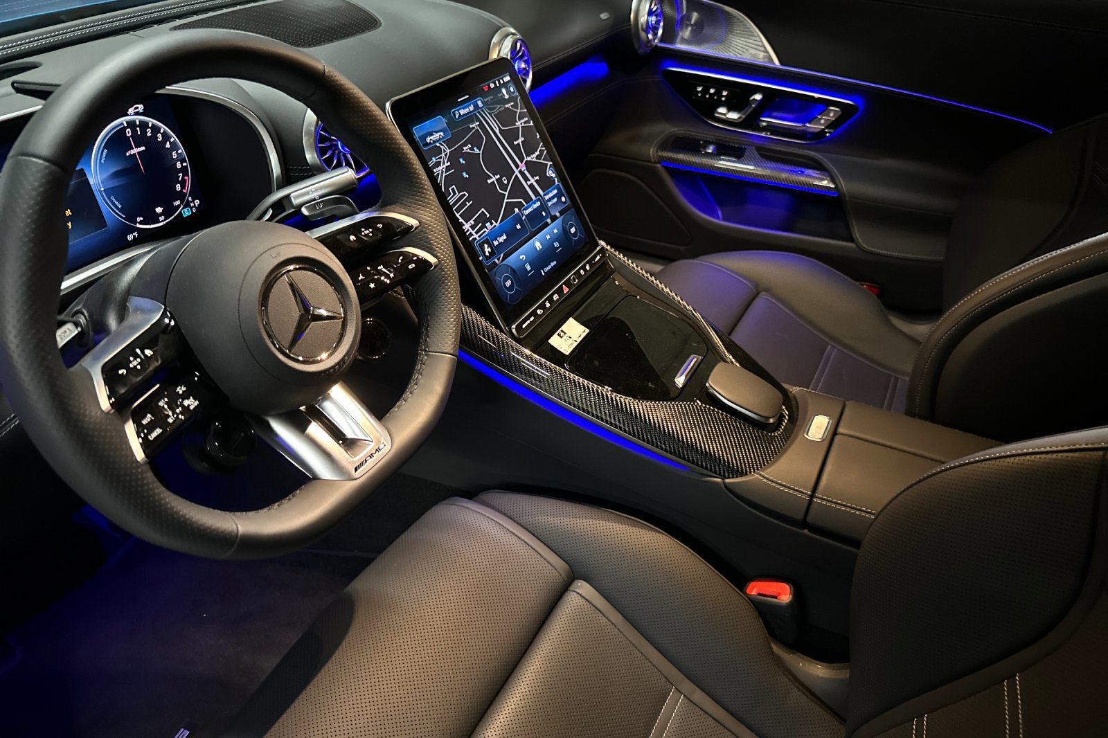 New 2025 Mercedes-Benz SL 63 AMG S e Performance 4MATIC image 4