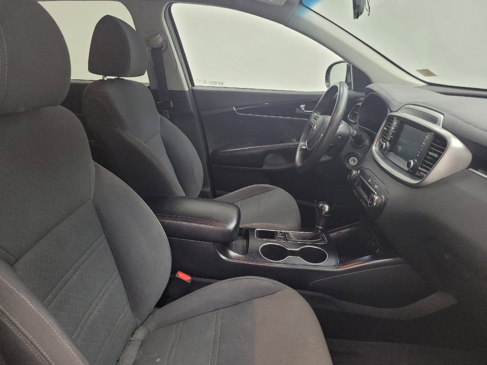 Used 2019 Kia Sorento AWD V6 image 21