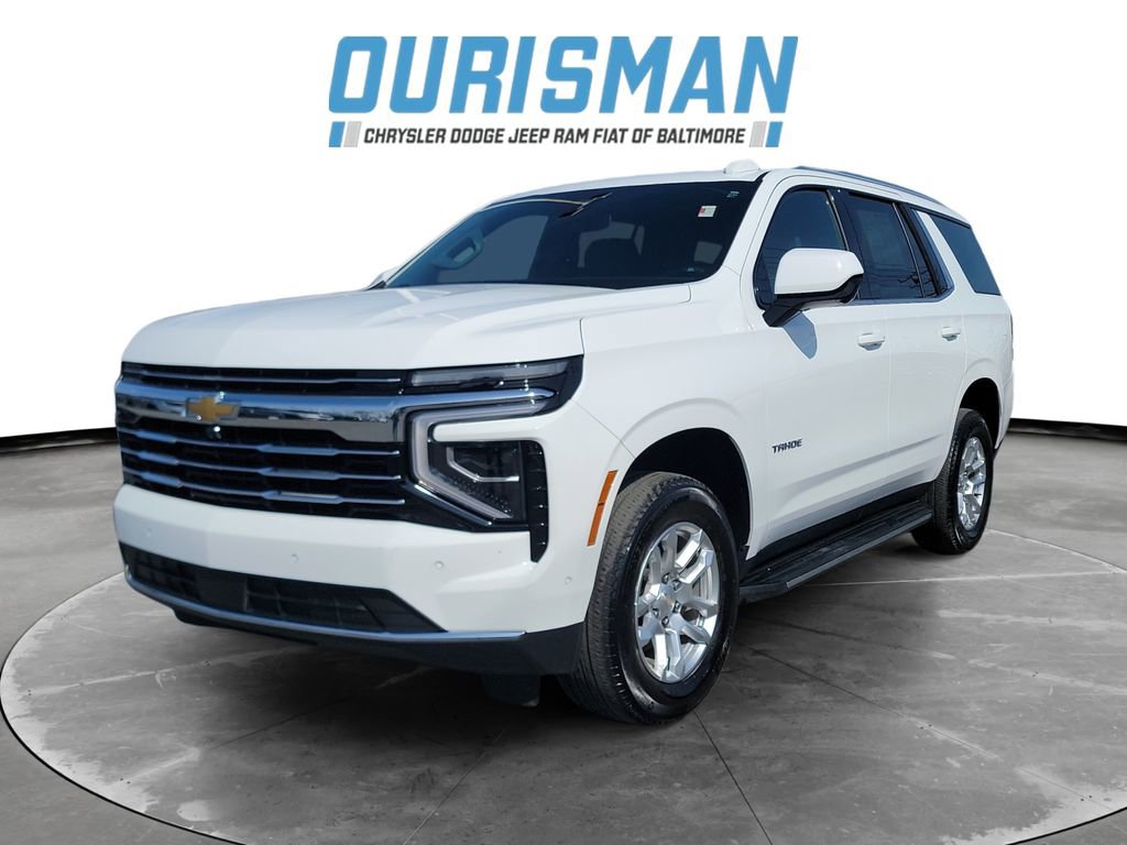Used 2025 Chevrolet Tahoe LT AWD/4WD image 2
