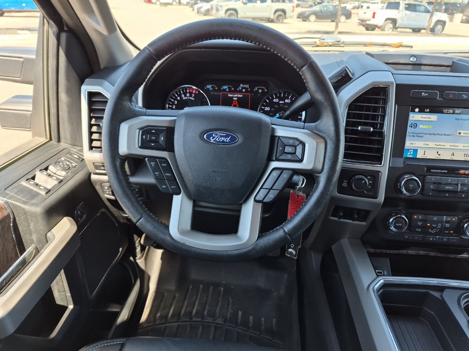 Used 2019 Ford F250 Lariat w/ Lariat Value Package AWD/4WD image 13