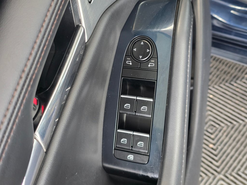 Used 2021 MAZDA MAZDA3 s FWD image 20