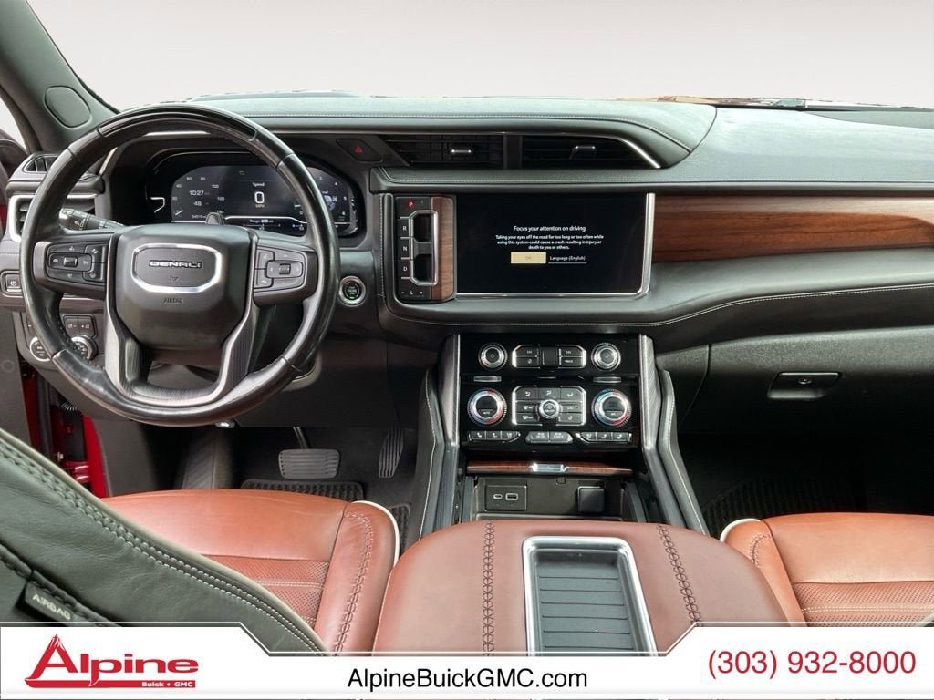 Used 2023 GMC Yukon XL Denali Ultimate image 10