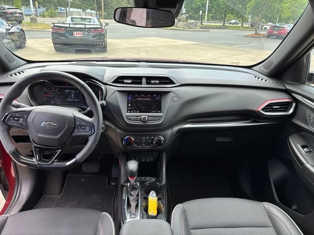 Used 2023 Chevrolet TrailBlazer RS w/ Sun and Liftgate Package AWD/4WD image 10