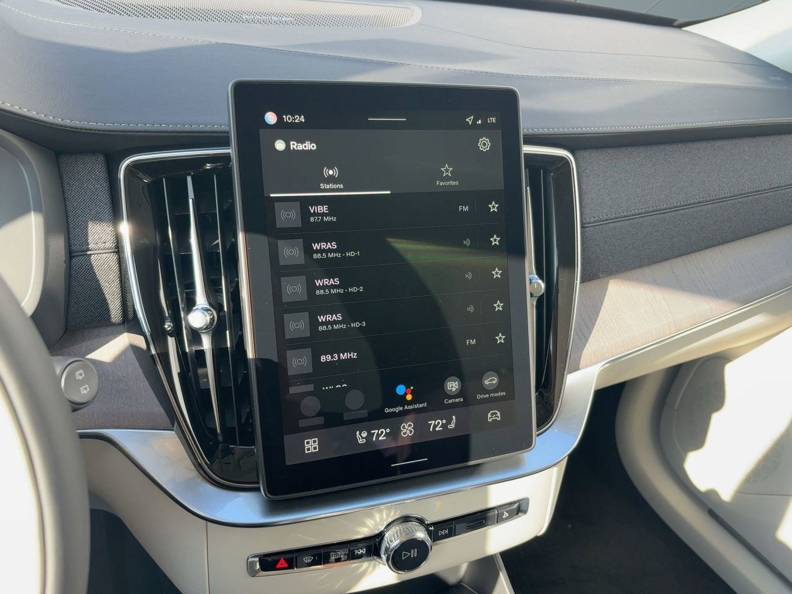 New 2026 Volvo XC90 B6 Ultra image 24