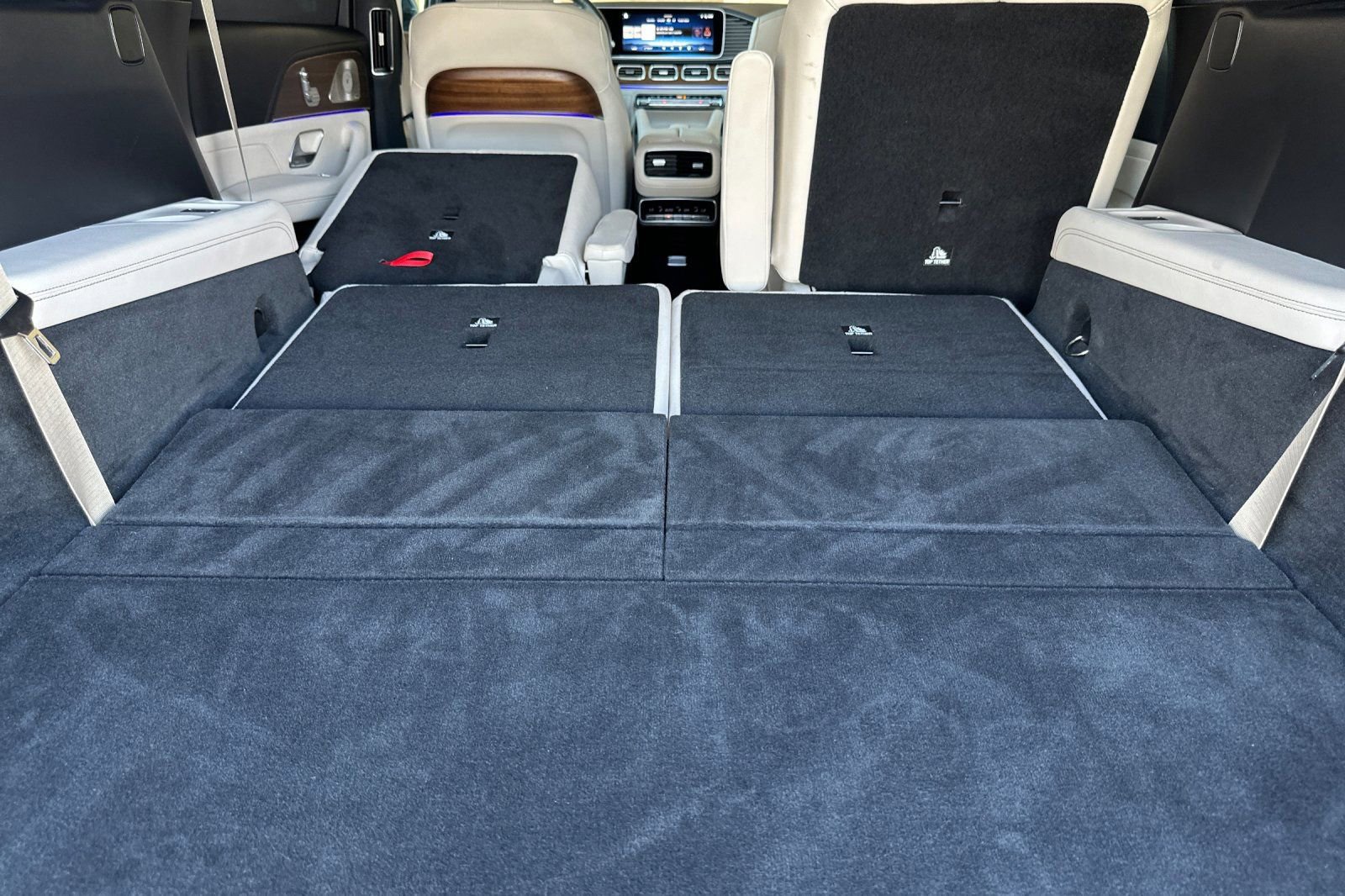 Used 2025 Mercedes-Benz GLS 450 4MATIC image 17