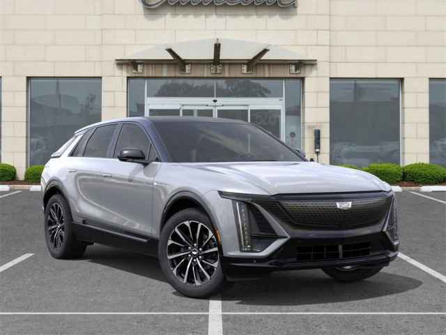New 2026 Cadillac Lyriq Sport AWD/4WD image 8