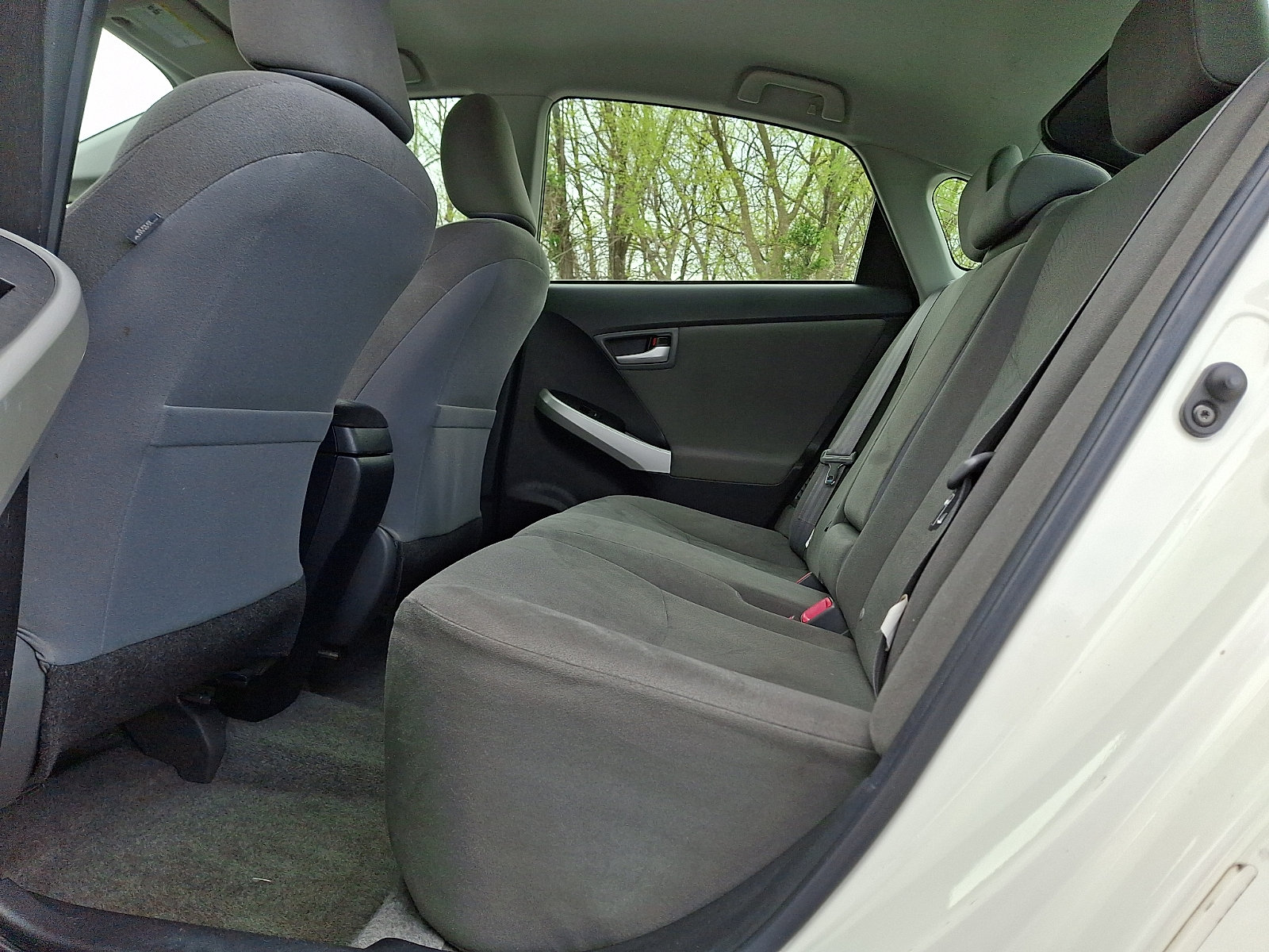 Used 2014 Toyota Prius Two FWD image 10