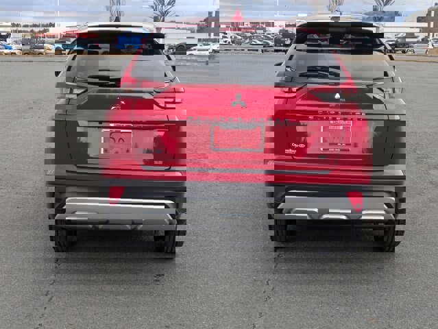 Used 2023 Mitsubishi Eclipse Cross SE image 5