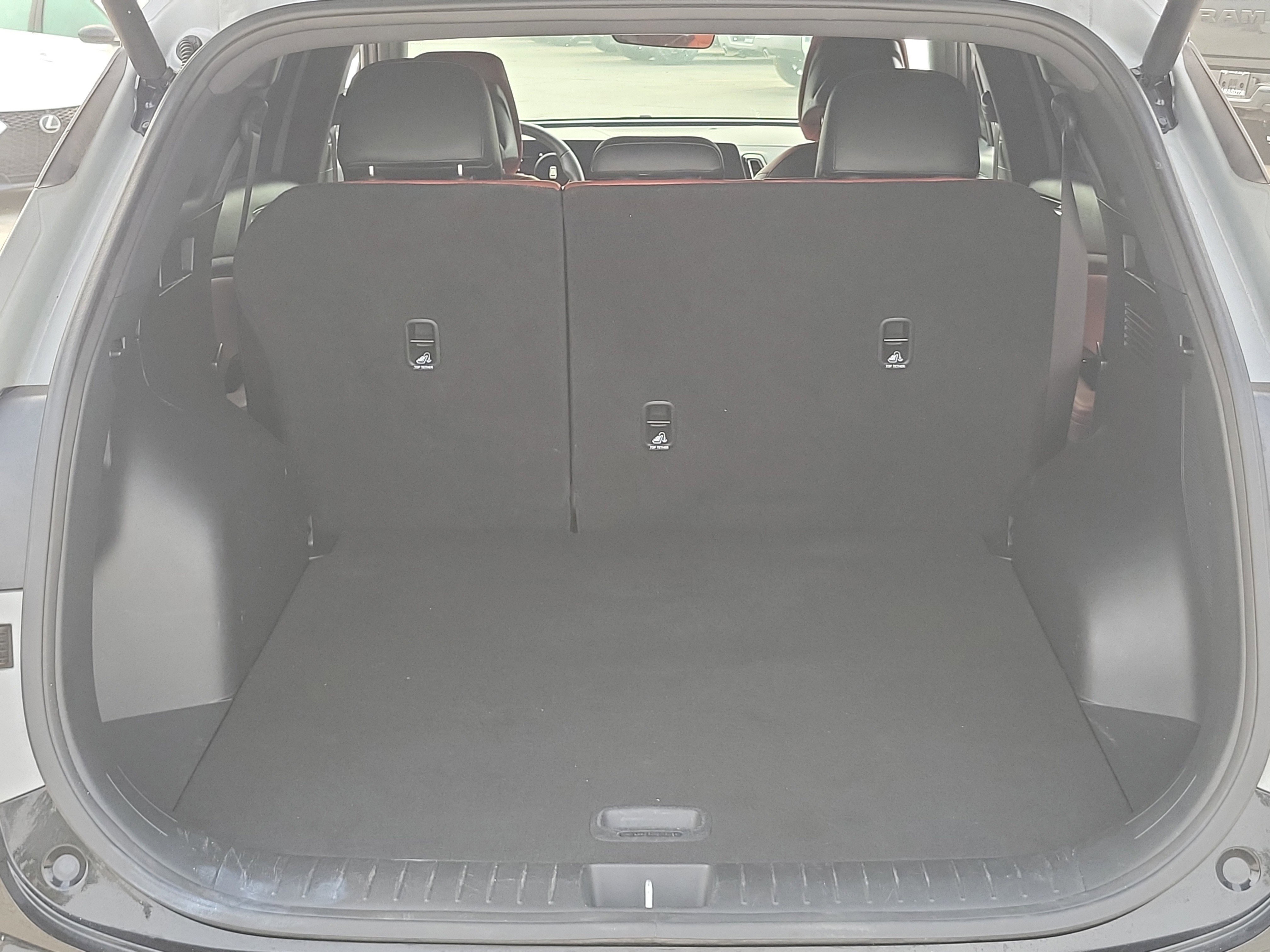 Used 2024 Kia Sportage SX image 15