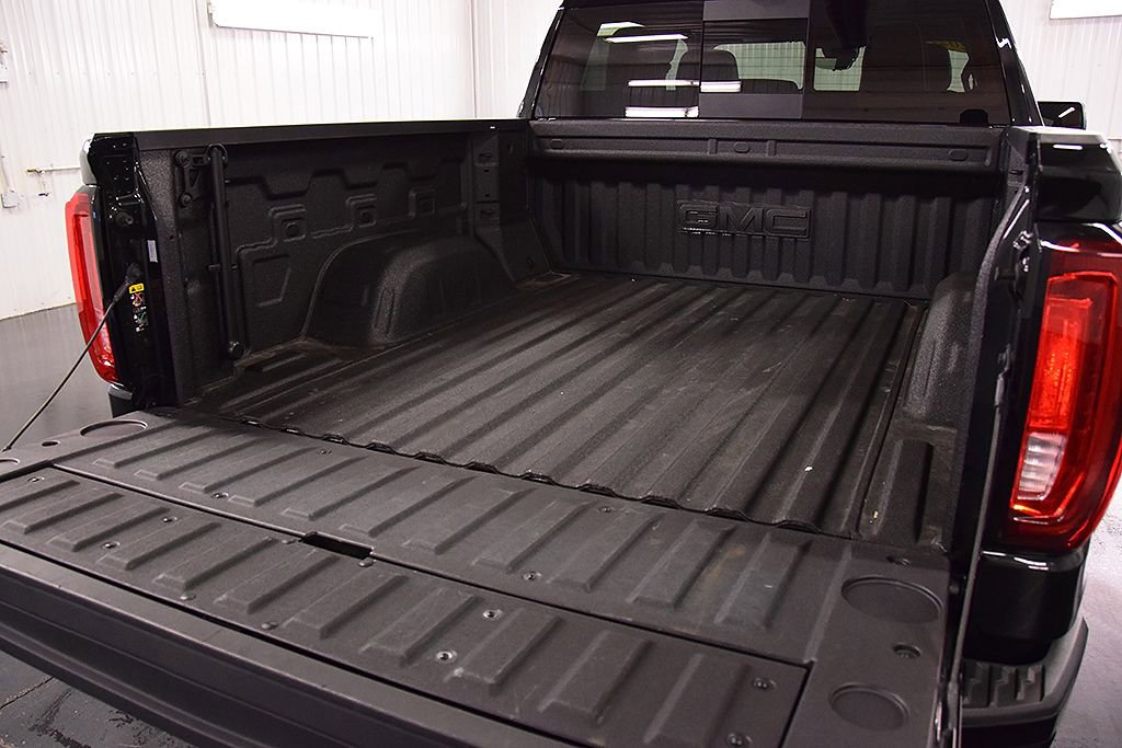 Used 2025 GMC Sierra 1500 Denali Ultimate image 8