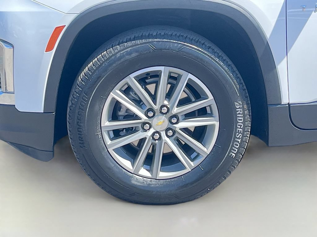 Used 2023 Chevrolet Traverse LT FWD image 31