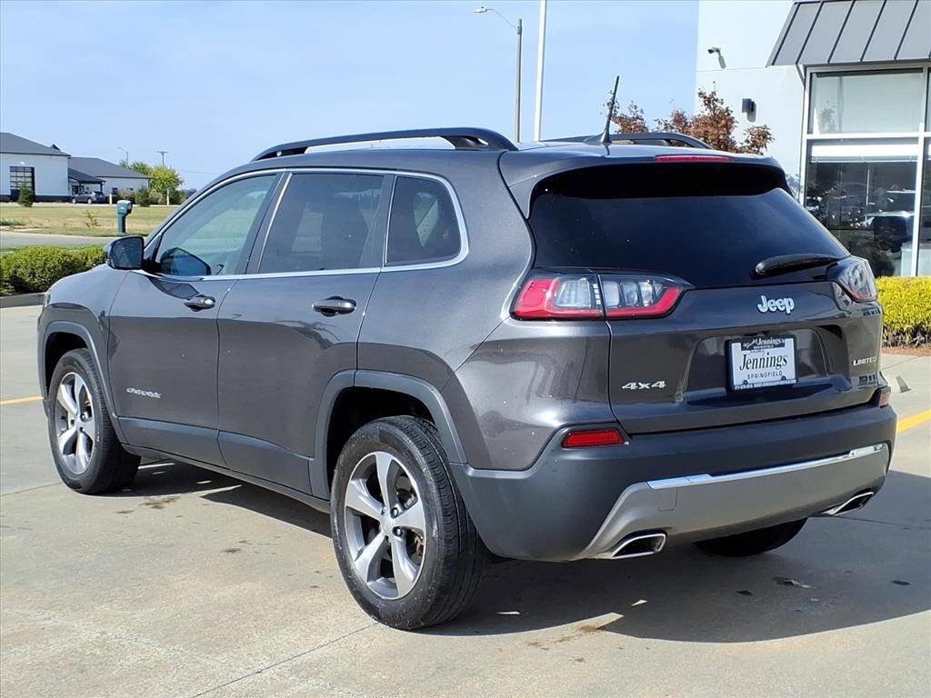 Used 2022 Jeep Cherokee Limited image 4