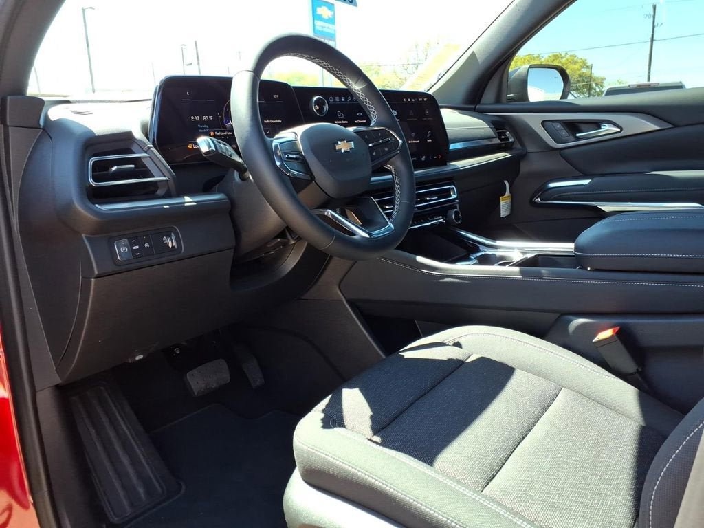 New 2026 Chevrolet Traverse LT image 18