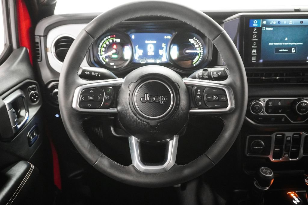 Used 2025 Jeep Wrangler Unlimited Sahara w/ Safety Group image 20