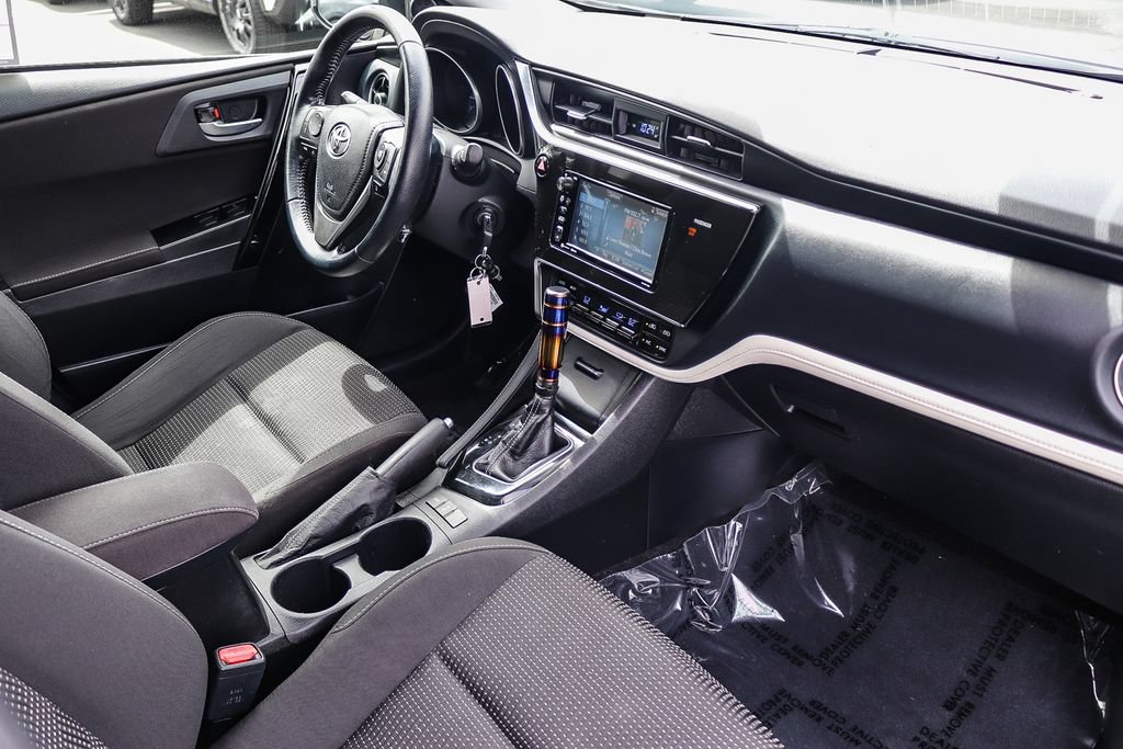 Used 2018 Toyota Corolla iM w/ All-Weather Mat Package FWD image 19