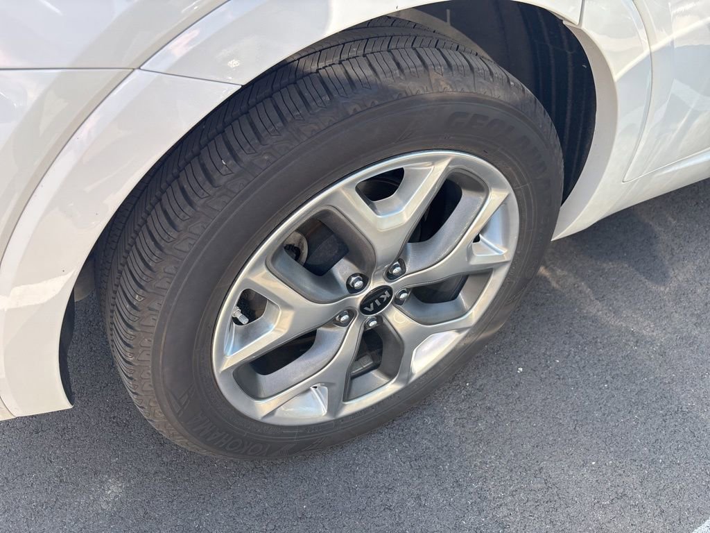 Used 2020 Kia Sorento SX image 3