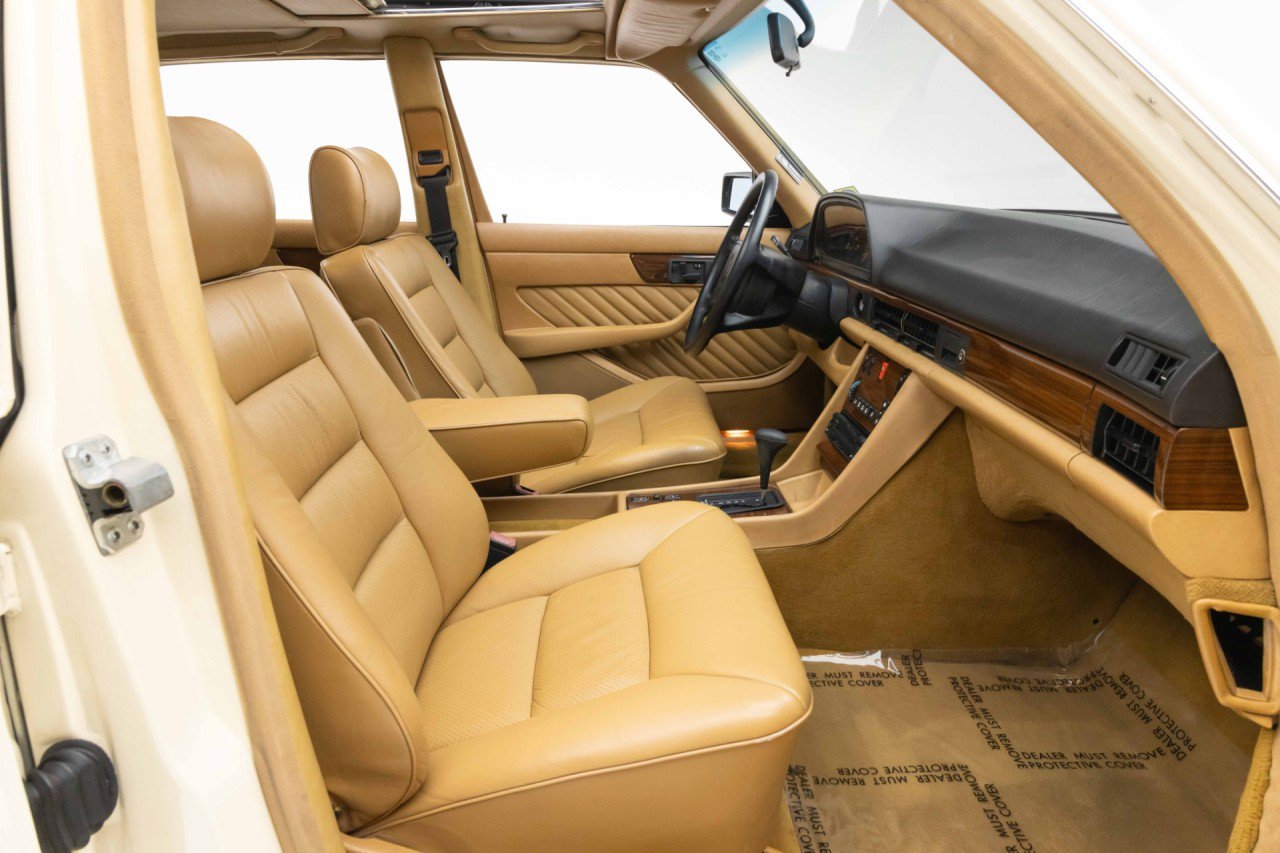 Used 1991 Mercedes-Benz 350 SD image 22