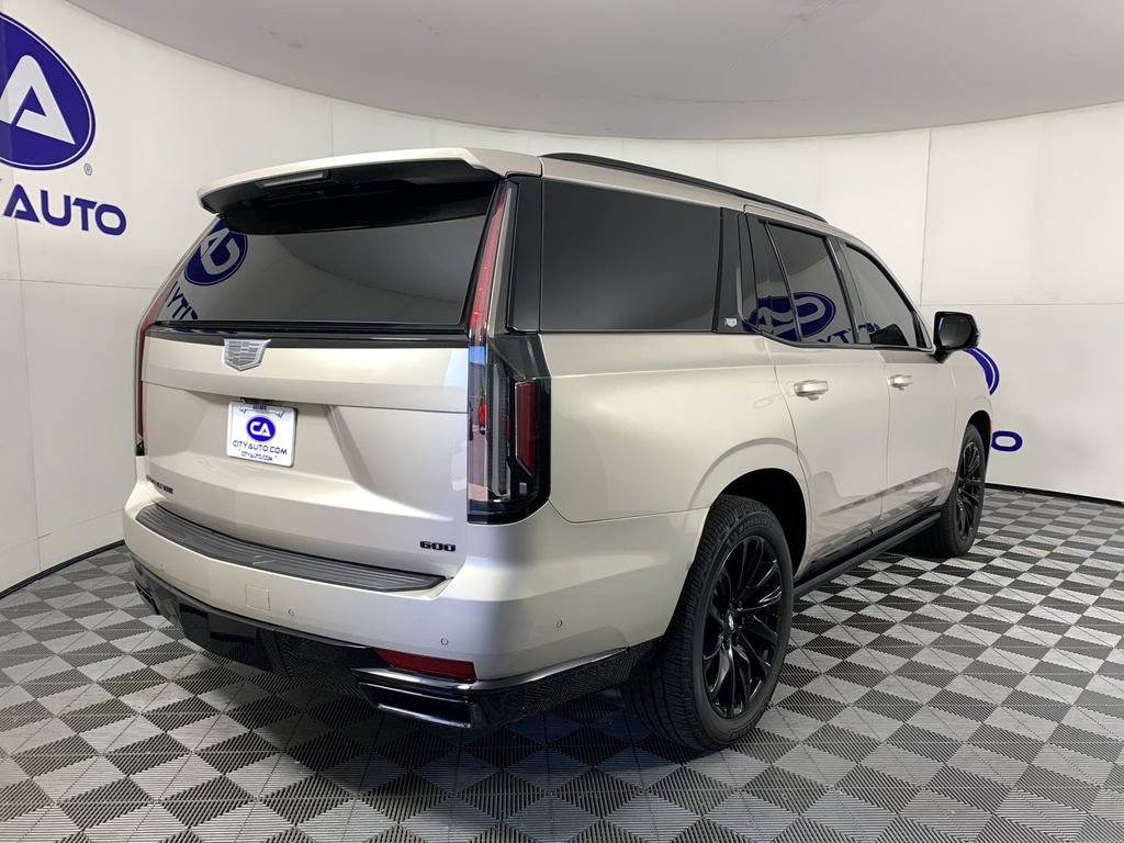 Used 2022 Cadillac Escalade Sport Platinum w/ LPO, ONYX Package AWD/4WD image 3