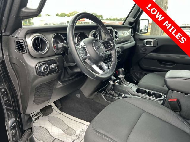 Used 2021 Jeep Gladiator Overland w/ Cold Weather Group image 11