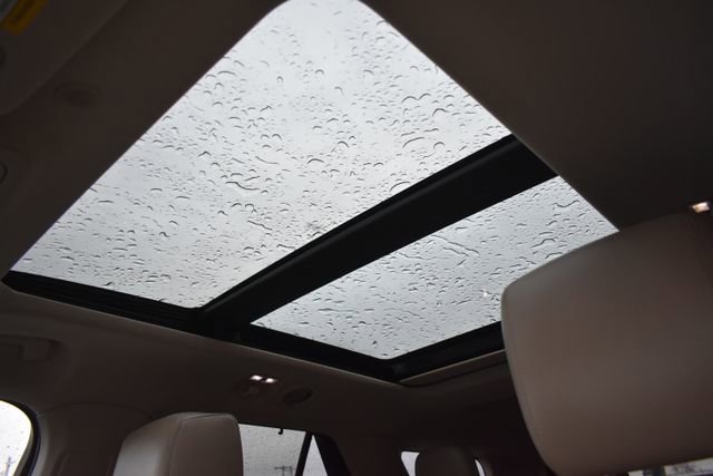 Used 2022 Ford Explorer Limited image 38