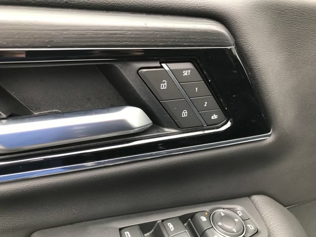 Certified 2025 GMC Yukon XL Denali AWD/4WD image 17