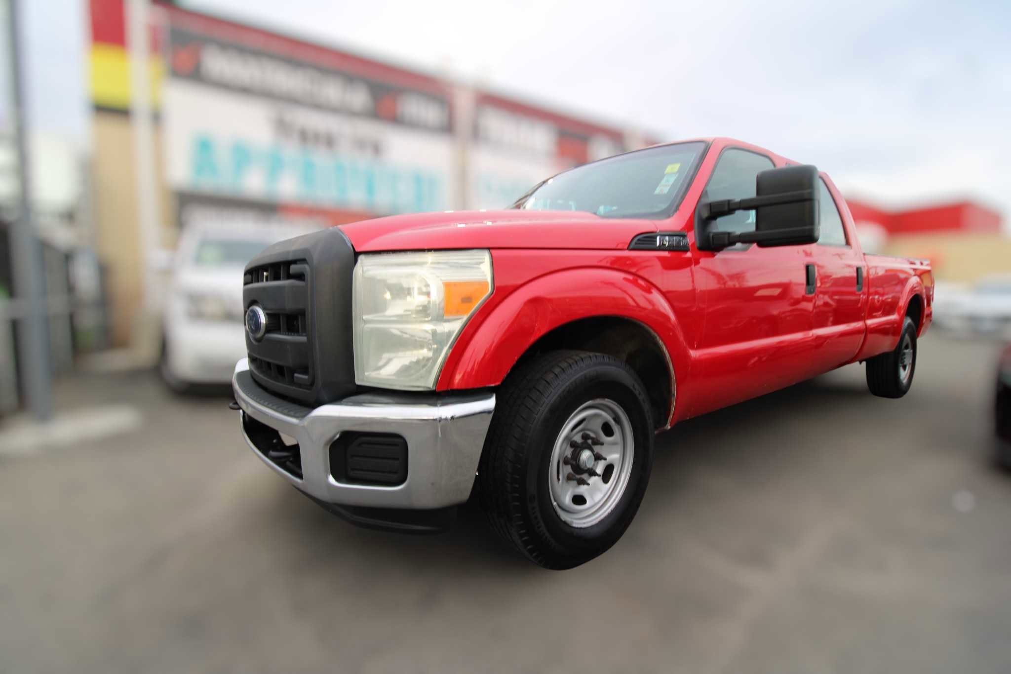 Used 2015 Ford F250 XL w/ XL Value Package image 2