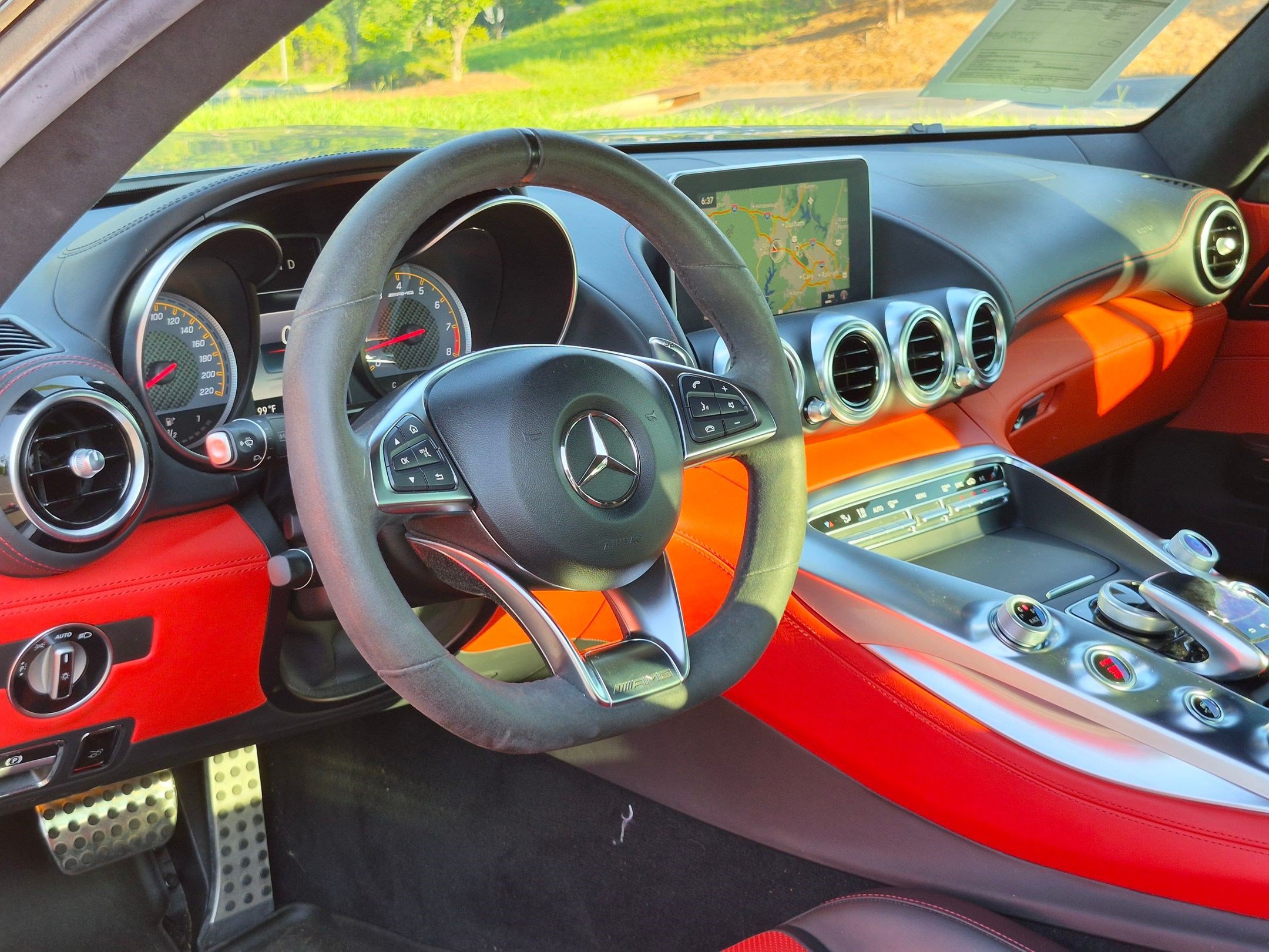 Used 2018 Mercedes-Benz AMG GT S image 12