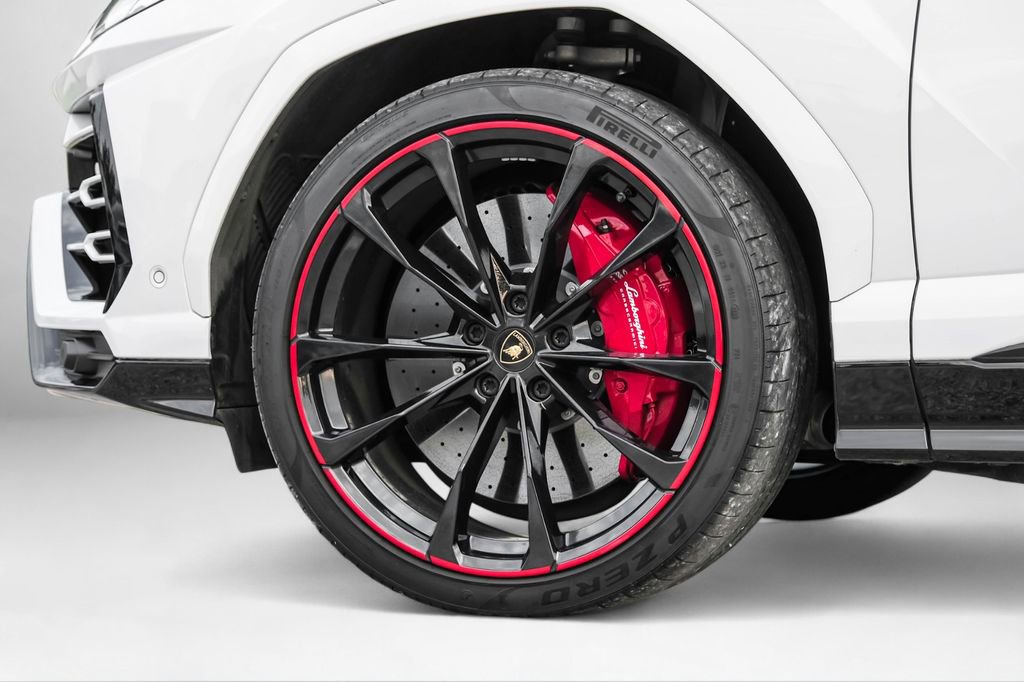 Used 2022 Lamborghini Urus AWD/4WD image 67