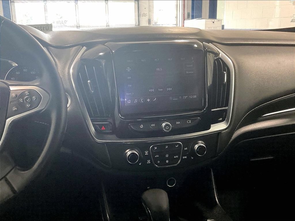 Used 2023 Chevrolet Traverse LT AWD/4WD image 19