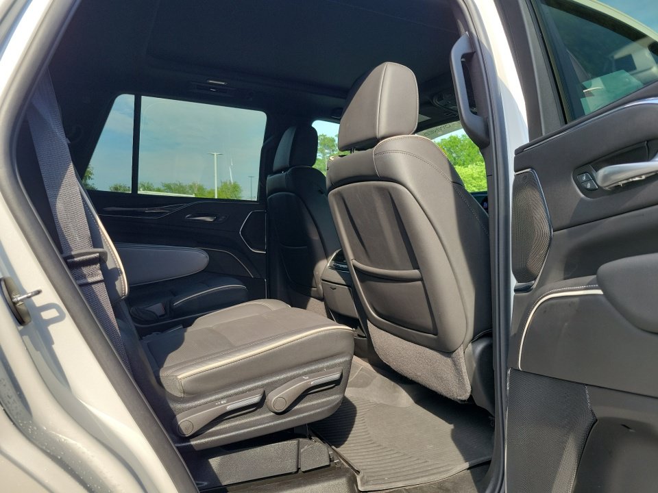 Certified 2024 Cadillac Escalade Sport w/ Touring Package AWD/4WD image 29