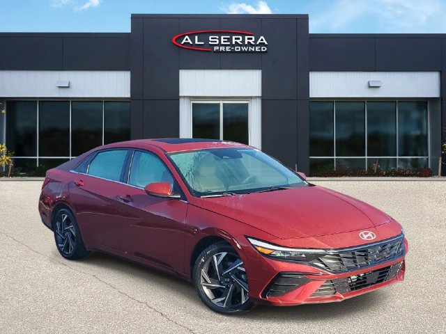 Used 2024 Hyundai Elantra SEL w/ Convenience Package