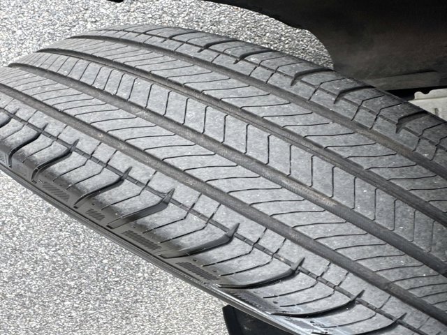 Used 2025 GMC Terrain Elevation image 29