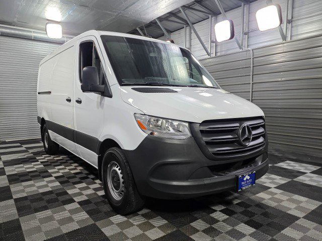 Used 2022 Mercedes-Benz Sprinter 2500 image 4