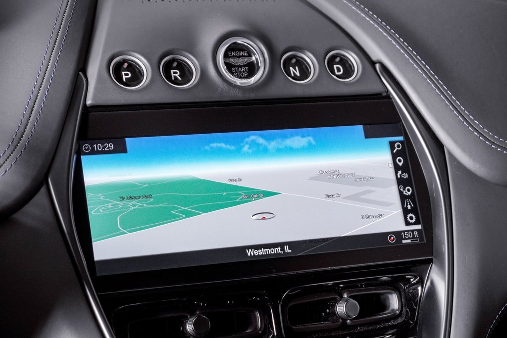 Used 2024 Aston Martin DBX 707 image 28