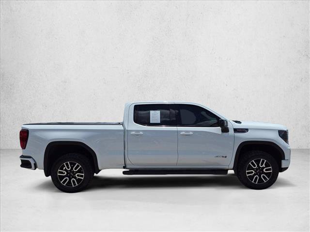 Used 2023 GMC Sierra 1500 AT4 w/ AT4 Premium Package AWD/4WD image 4