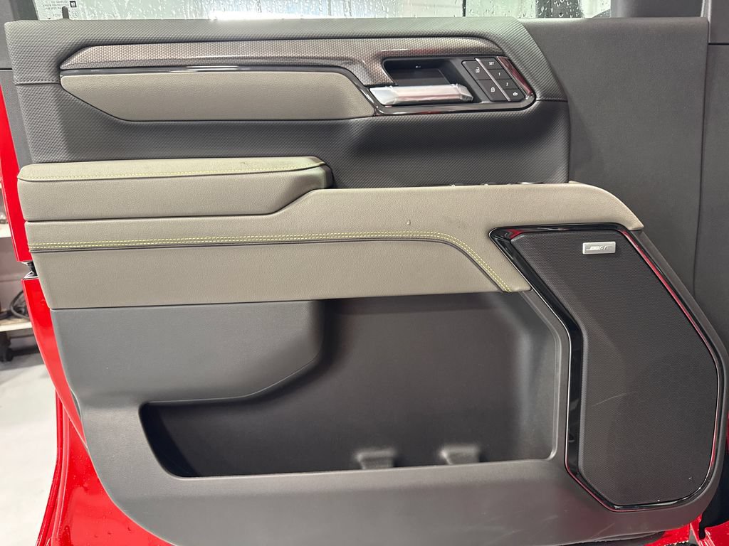 New 2026 Chevrolet Silverado 2500 ZR2 AWD/4WD image 32