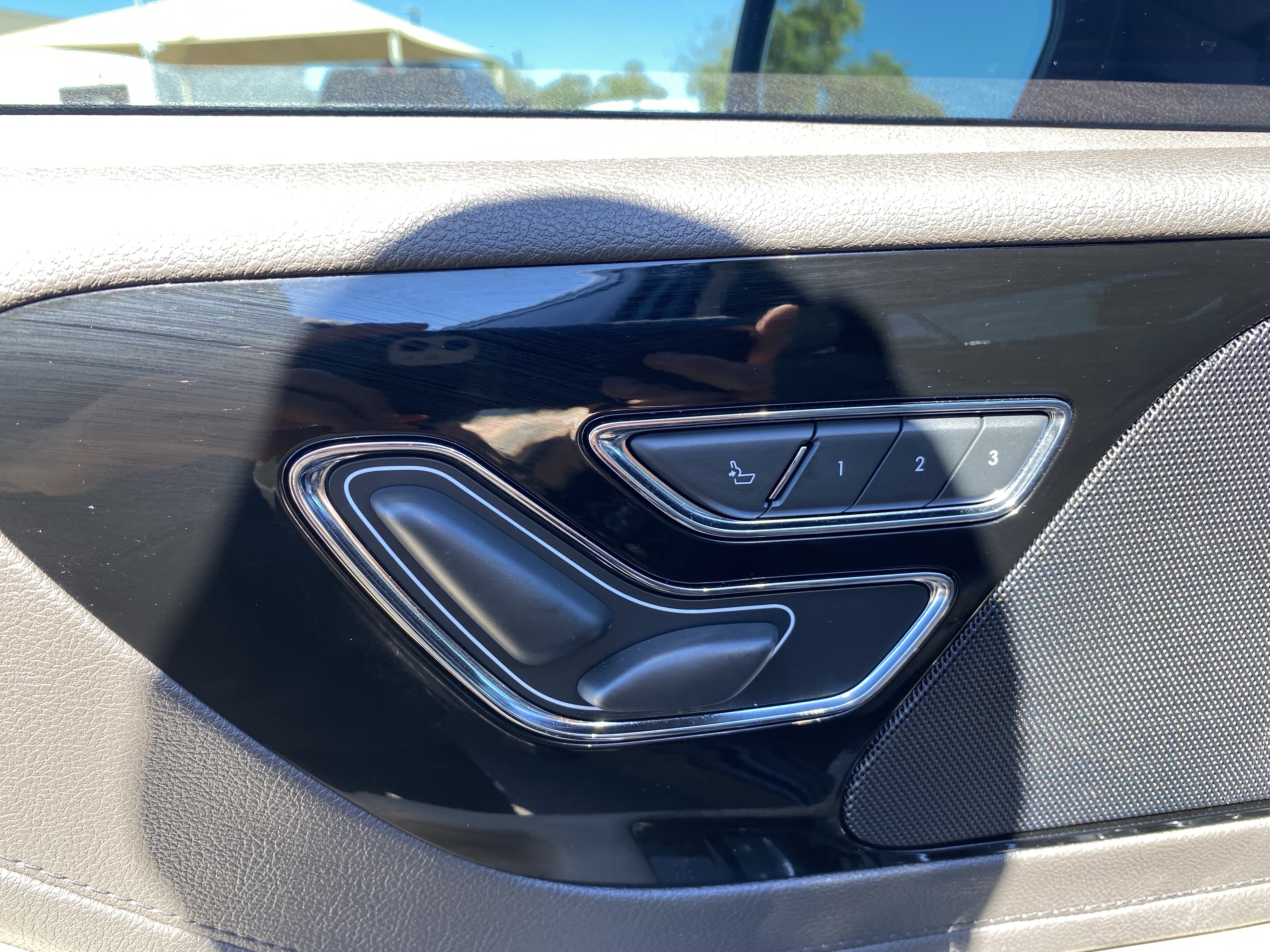 Used 2022 Lincoln Aviator Reserve w/ Equipment Group 201A RWD image 21