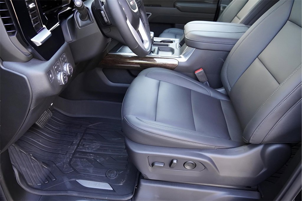 New 2026 GMC Sierra 1500 Elevation w/ Elevation Premium Package image 9
